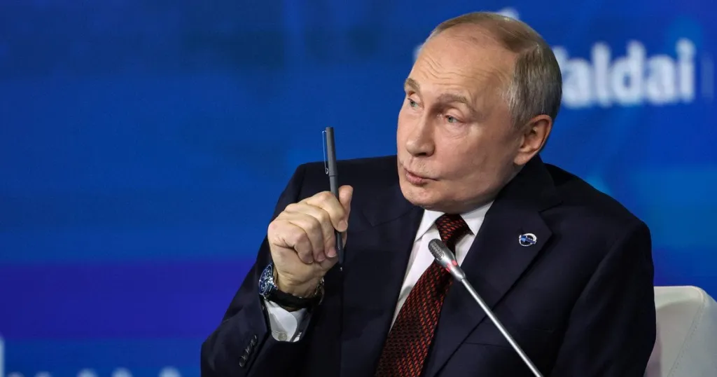 Путін запевнив, що Росія не планує війни з НАТО, але пригрозив «відповідними заходами»