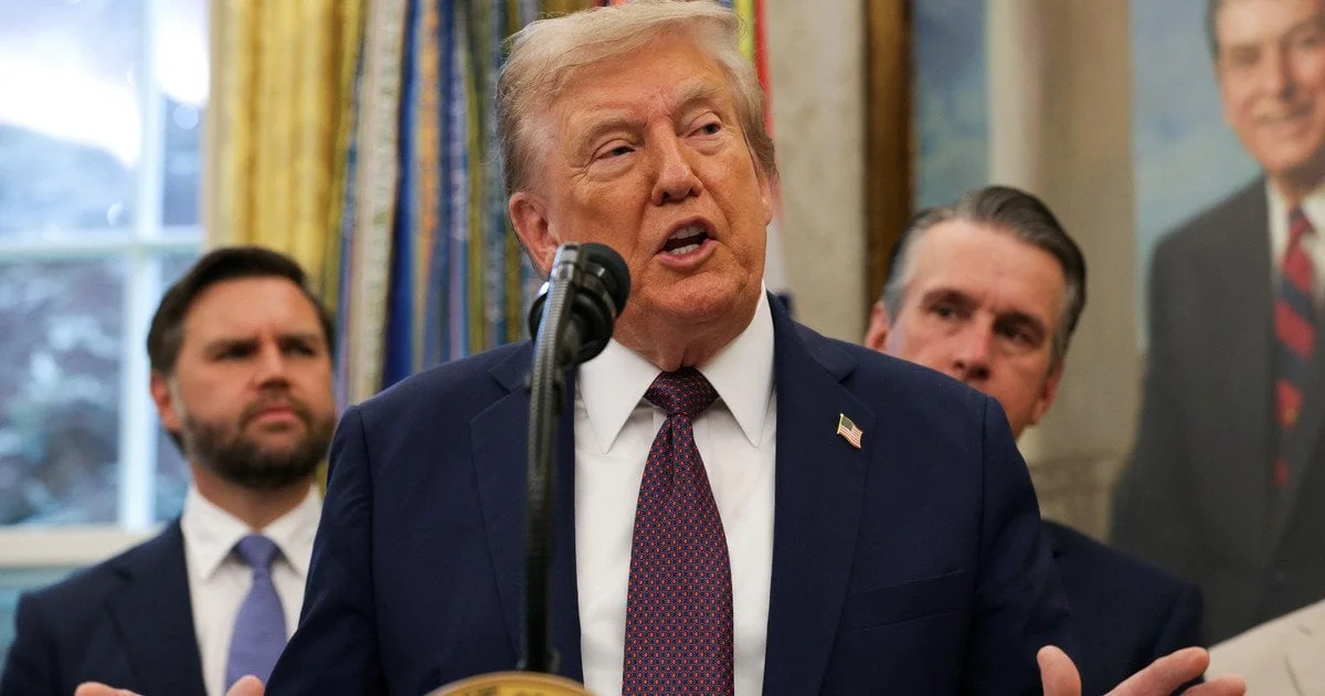 Трамп різко змінив позицію щодо Росії — в Білому домі зробили заяву про санкції