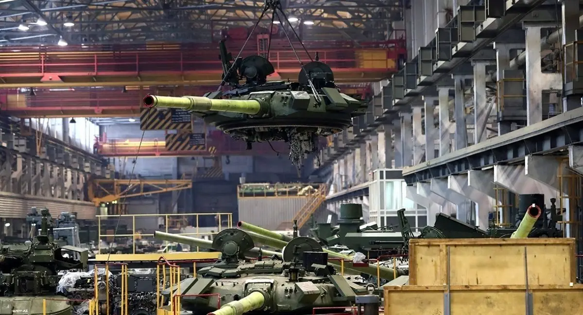 В Росії несподівано почалося скорочення виробництва на військових заводах