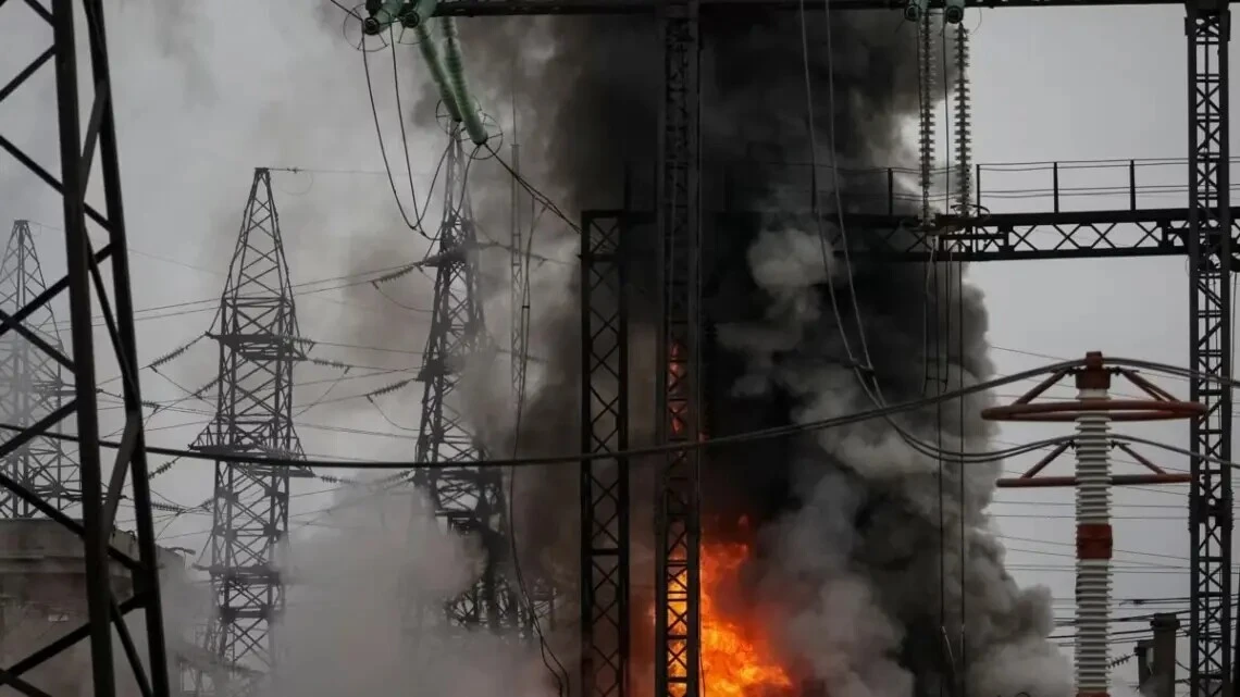 Місто у Харківській області залишилося без світла після атаки росіян