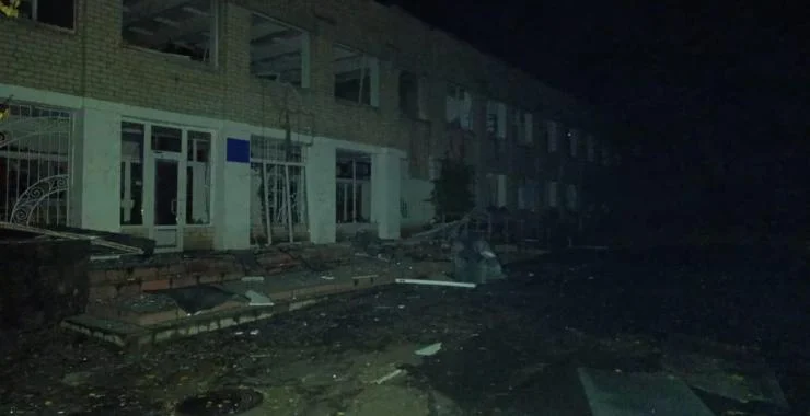Окупанти обстріляли училище, банк та автовокзал у Харківській області