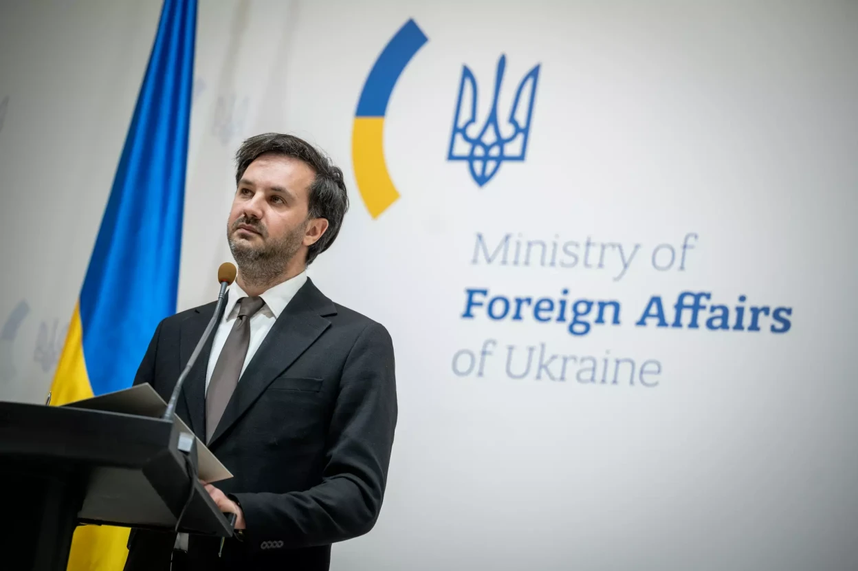 “Не довіряйте Путіну”: речник МЗС різко відреагував на заяви Кремля про “коридори” для журналістів