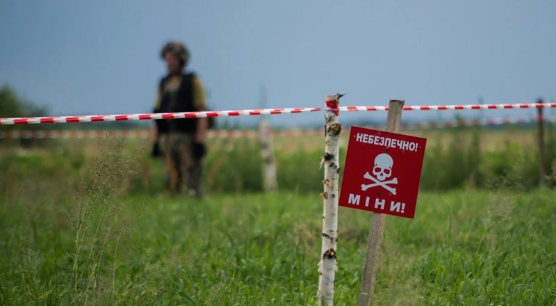 Неподалік Харкова чоловік підірвався на вибухівці