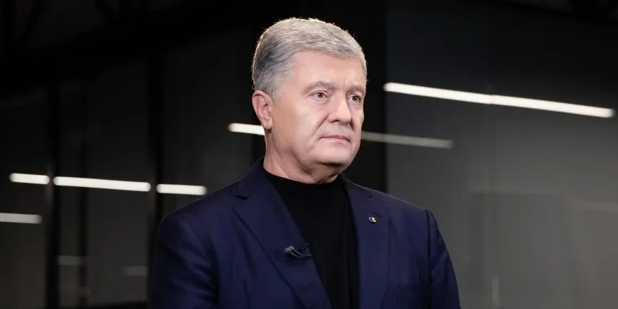 Нацбанк позбавив Порошенка права голосу в “Міжнародному інвестиційному банку”