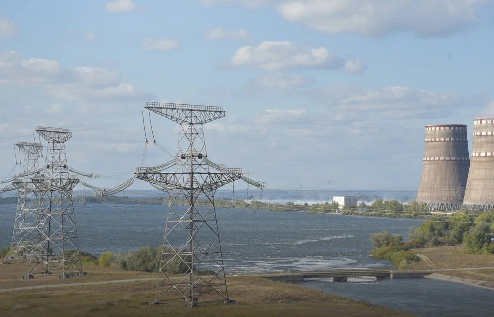 Запорізька АЕС втратила живлення основної лінії електропередачі