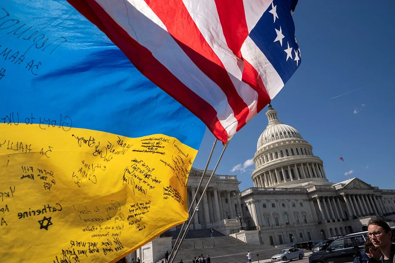 Нове опитування показало несподівану позицію США щодо війни