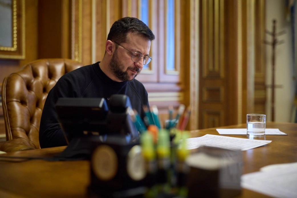 Зеленський провів «довгу і змістовну» розмову з командою Трампа: йшлося про результати переговорів і мир