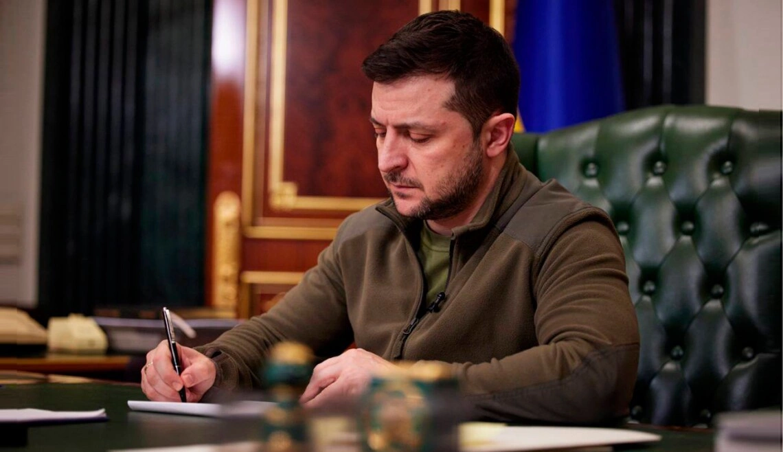 Україна запровадила санкції проти майже 700 морських суден РФ – Зеленський