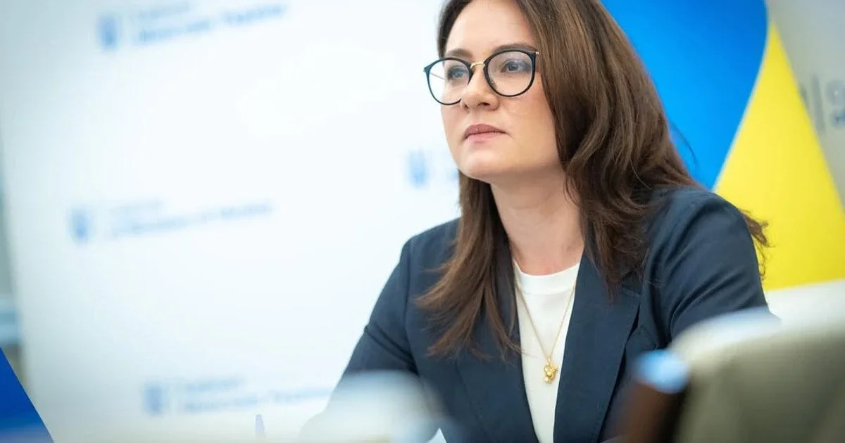 Сніг, вітер і ожеледиця: негода охопить майже всю країну