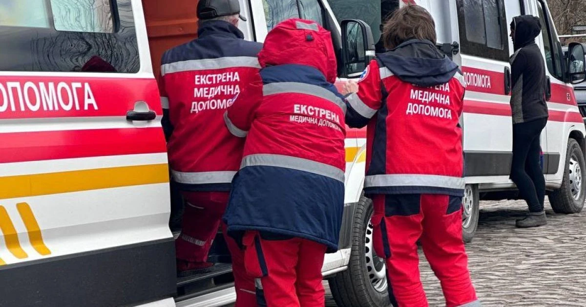Удар по колії: дрон поцілив у вантажний поїзд, машиністи зазнали поранень