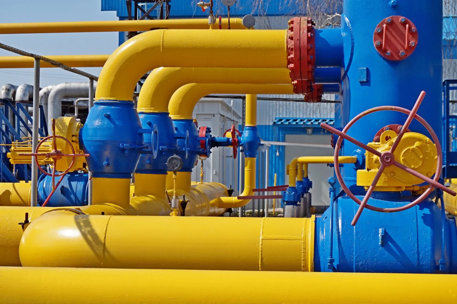 Газовий фронт: як під обстрілами рятують теплопостачання у прифронтових областях