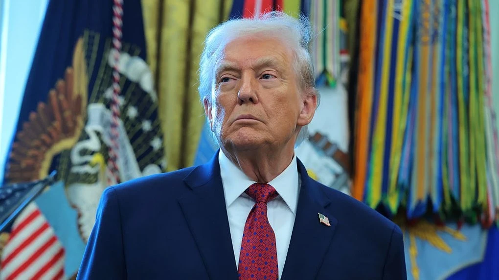 США посилюють тиск на Тегеран: Трамп анонсував прибуття нової армади