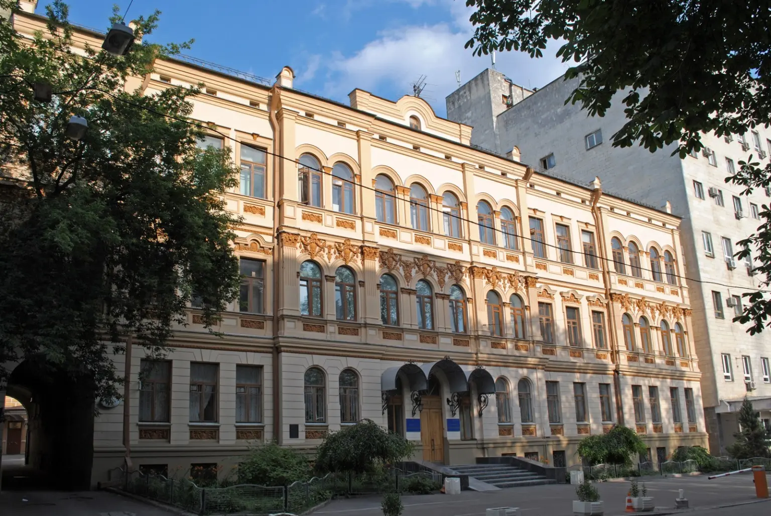 Українців дослідять на любов до книг: Мінкульт запускає масштабний проєкт