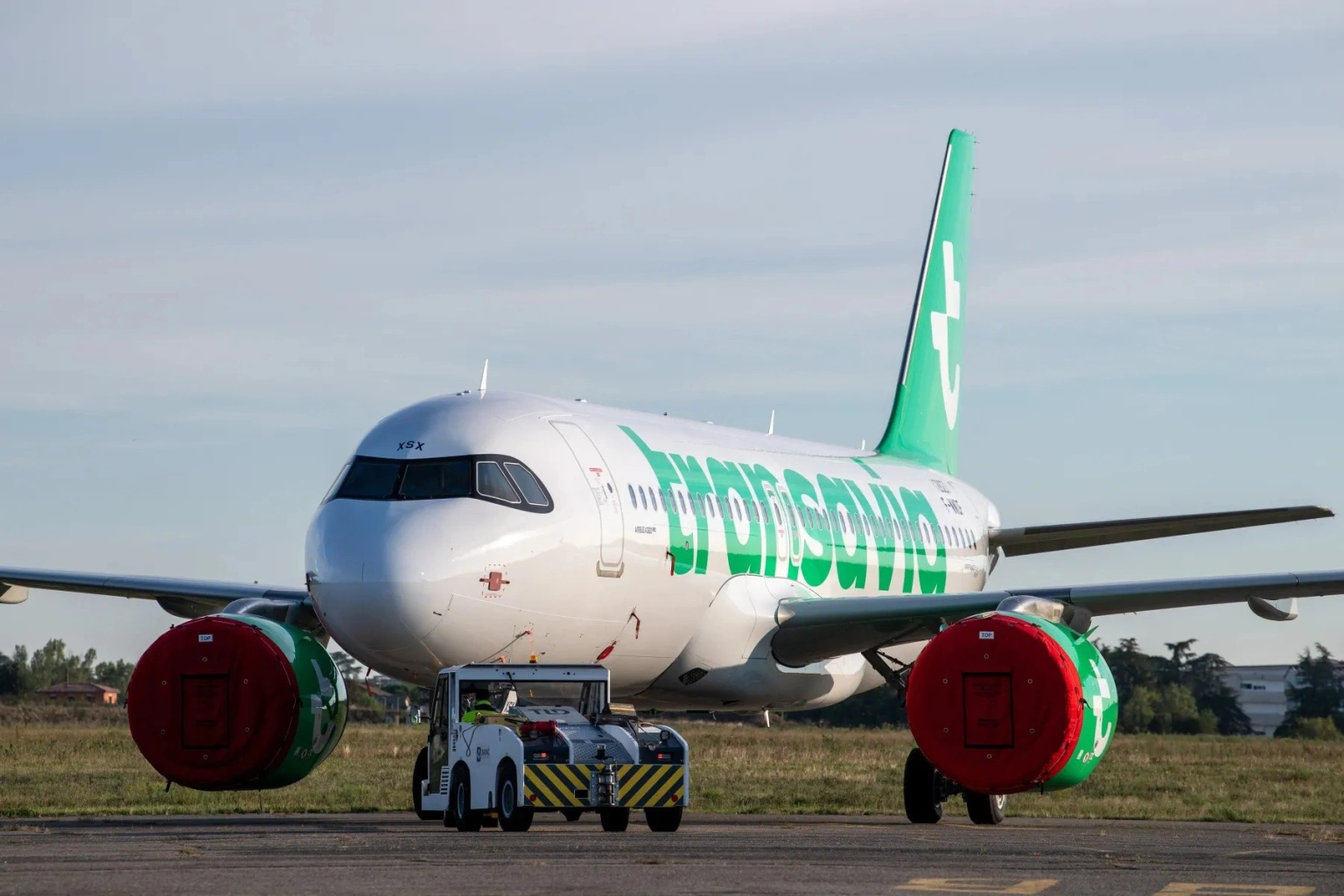 Паливна криза в Європі: Transavia та інші лоукостери згортають польотну програму