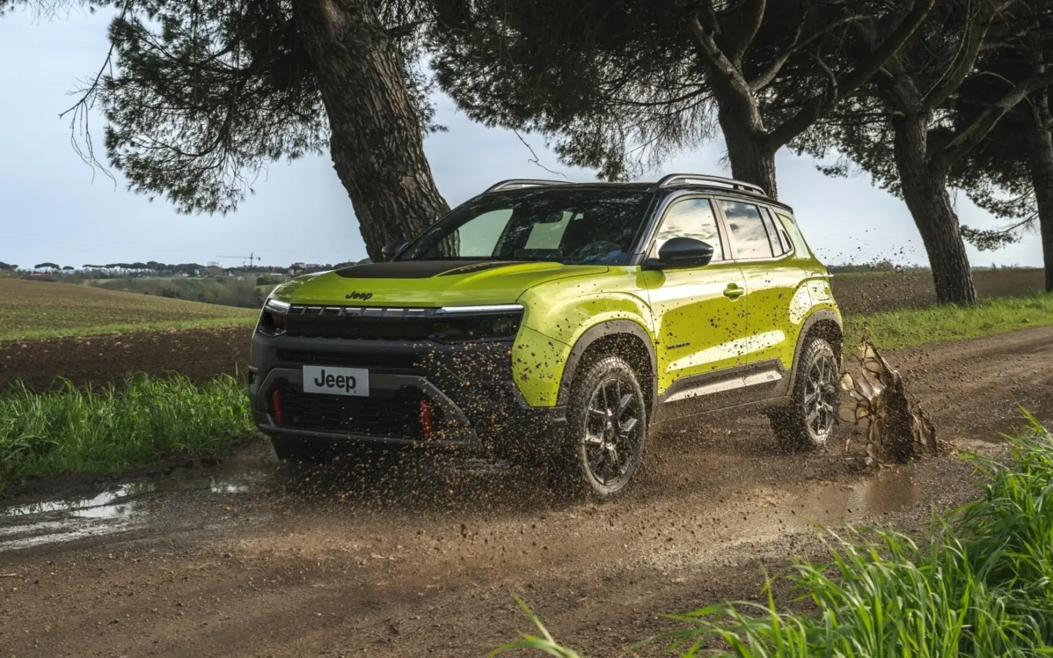 Кросовер Jeep Avenger отримав ювілейне оновлення та розширив лінійку двигунів