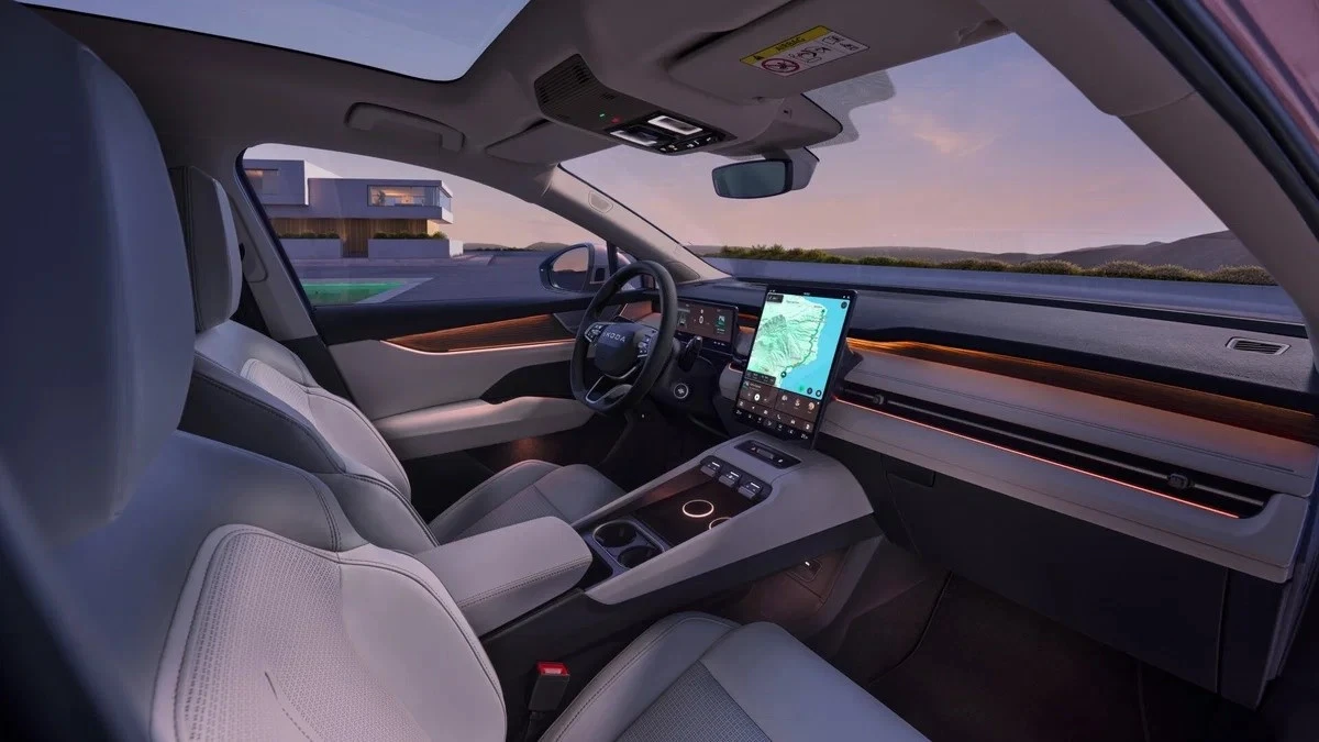 Skoda зробила ставку на простір: представлено флагманський електрокросовер Peaq