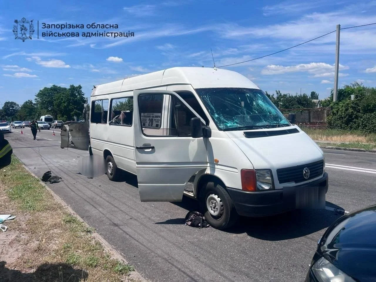 У Запоріжжі ворожий безпілотник атакував маршрутку з пасажирами